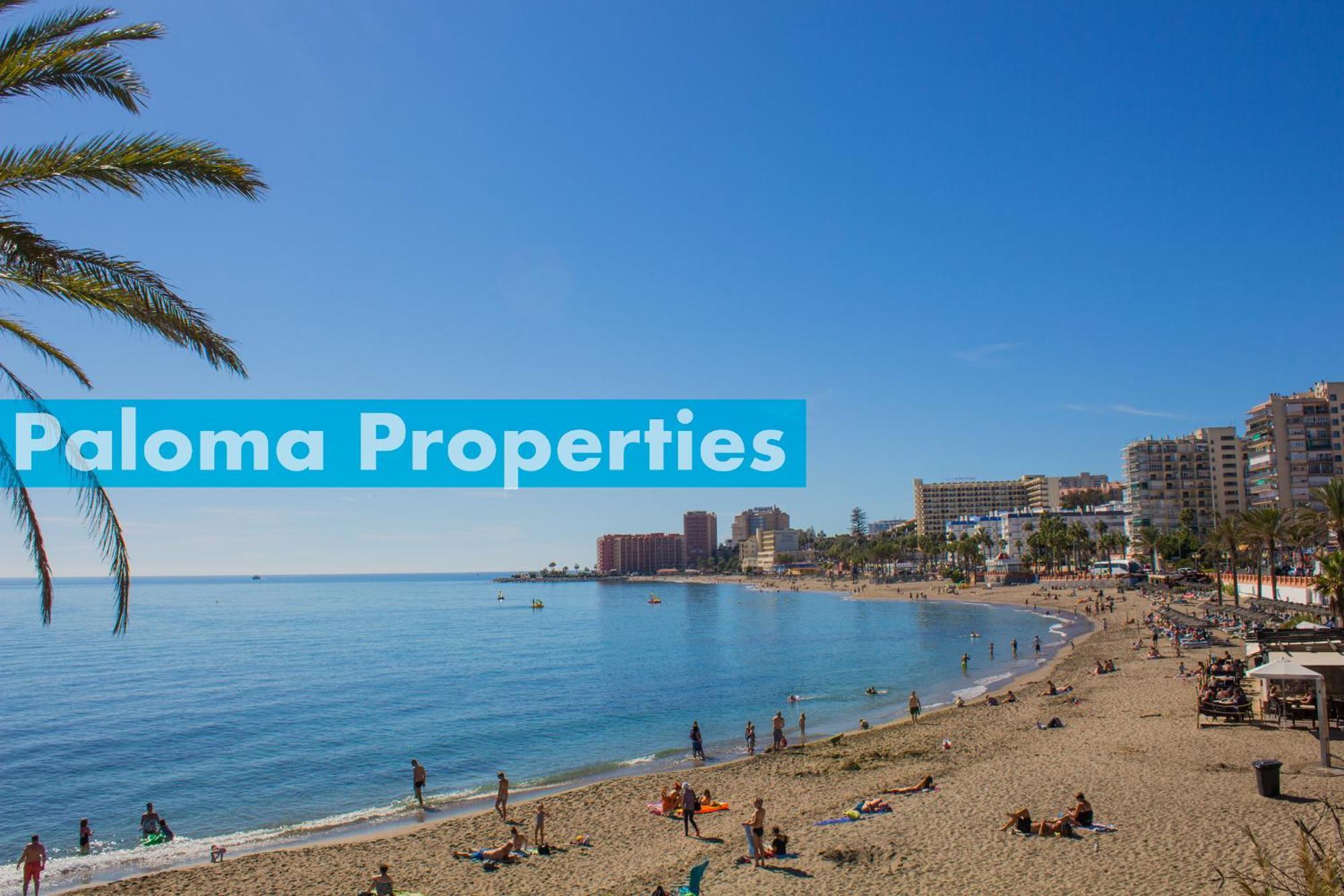 Benalroma Spacious Apartment 50 Mt From The Beach Benalmádena Exteriör bild